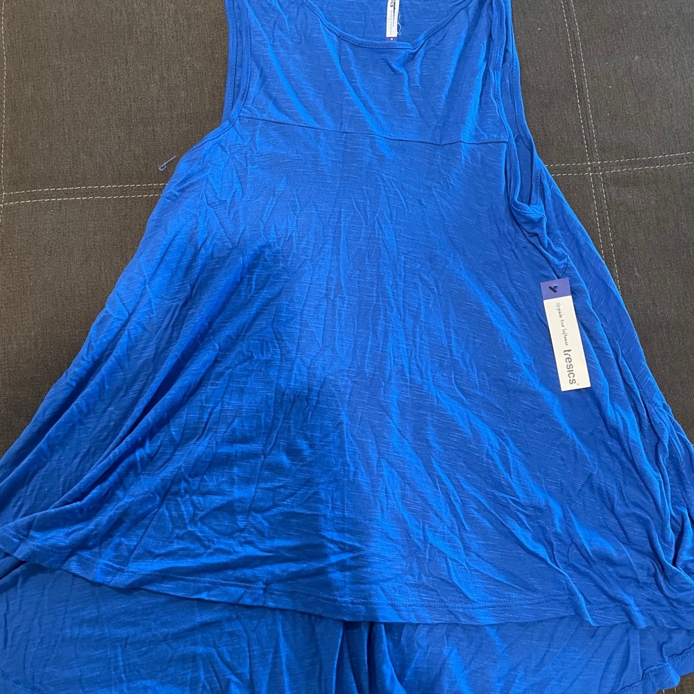 Tresics tank with tags